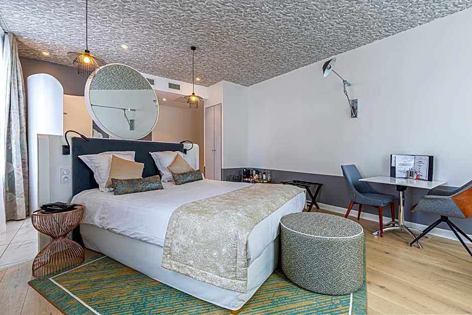 Hotel Le Saint Gelais