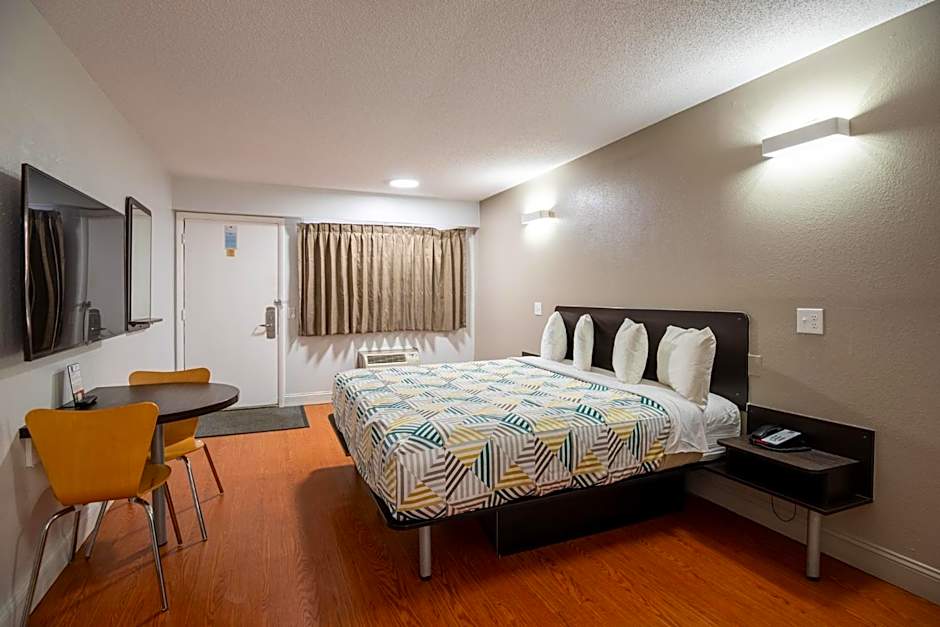 Motel 6-Richmond, VA - Midlothian Turnpike
