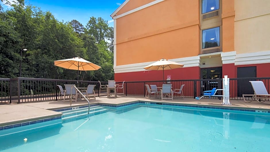 Best Western Plus Huntersville