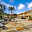 Super 8 by Wyndham Houston Hobby Airport South