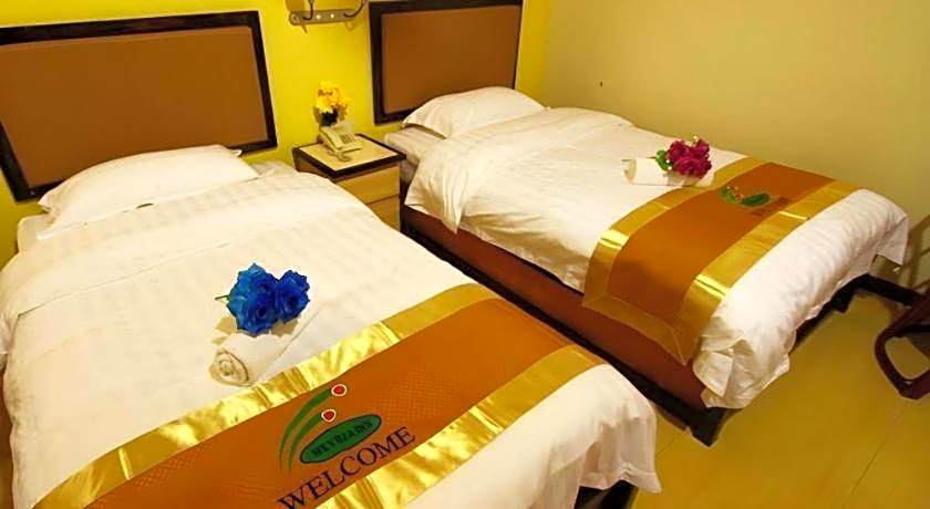 Six Villa Inn