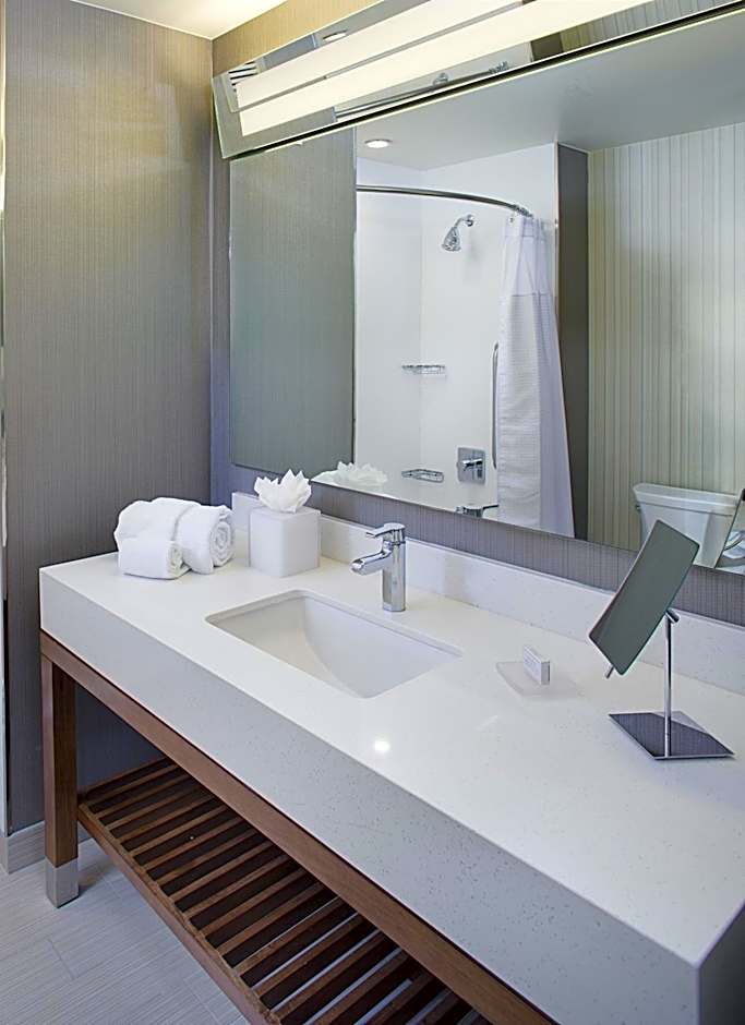 Courtyard by Marriott Dallas Carrollton and Carrollton Conference Center