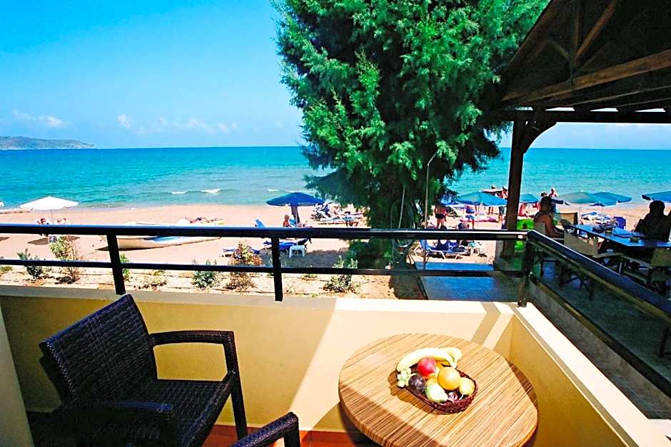 Vetoulas Suites n Studios in Stalos beach