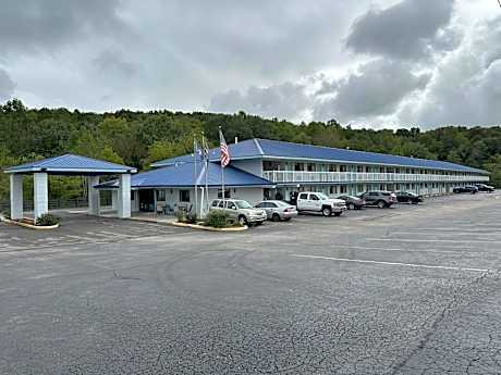 Days Inn by Wyndham Renfro Valley Mount Vernon