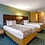 La Quinta Inn & Suites by Wyndham San Francisco Airport West