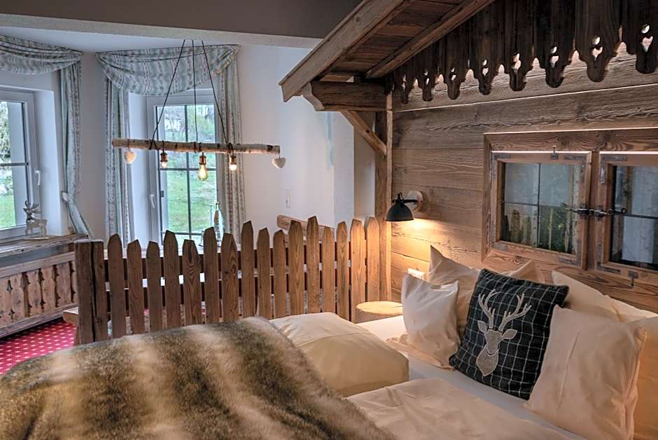 Hotel & Restaurant Grüner Baum - Die Grüne Oase Am Feldberg