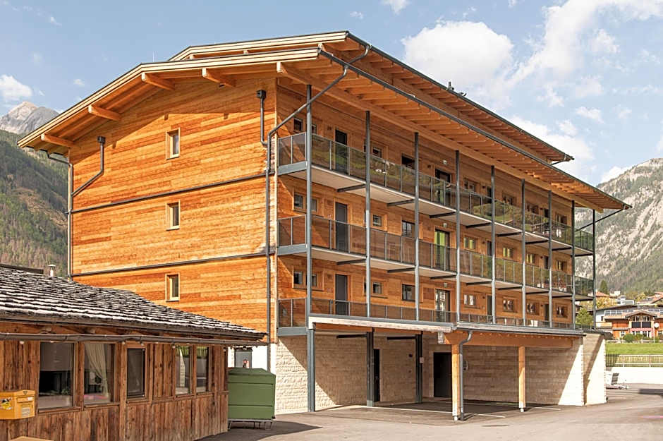 AlpenParks Montana Apartments