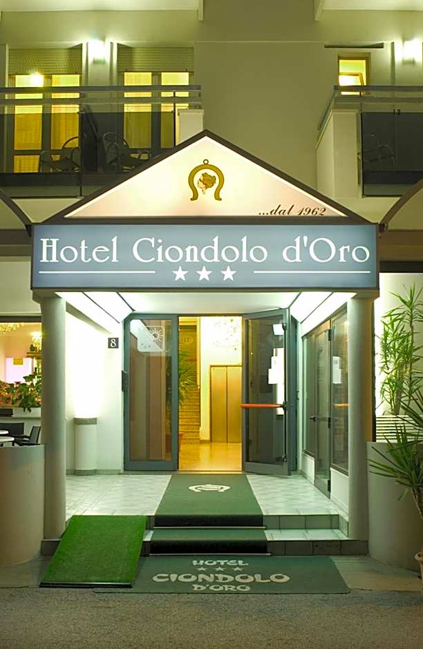 Hotel Ciondolo D'Oro 5 minuti da Rimini Fiera CON PARCHEGGIO INCLUSO