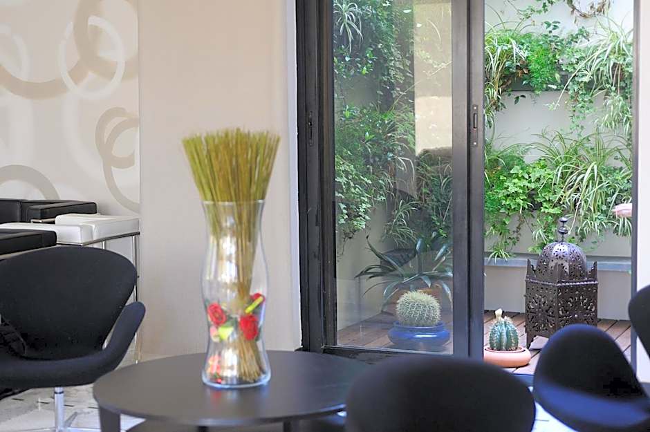 Hotel Ariston & Apartments