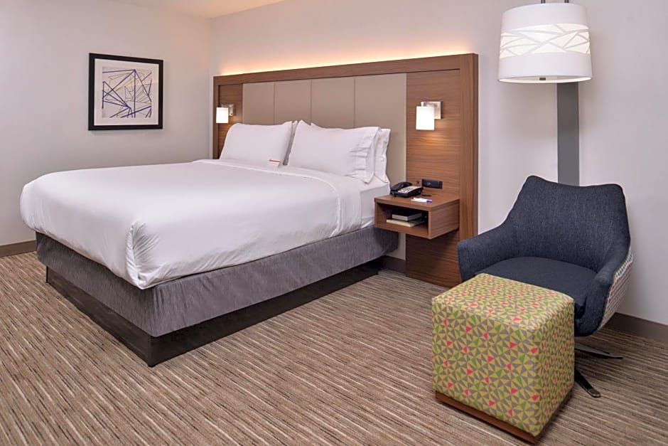 Holiday Inn Express Hotel & Suites Lacey, an IHG Hotel