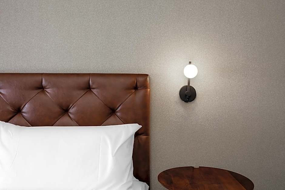 Four Points By Sheraton Kelowna Airport