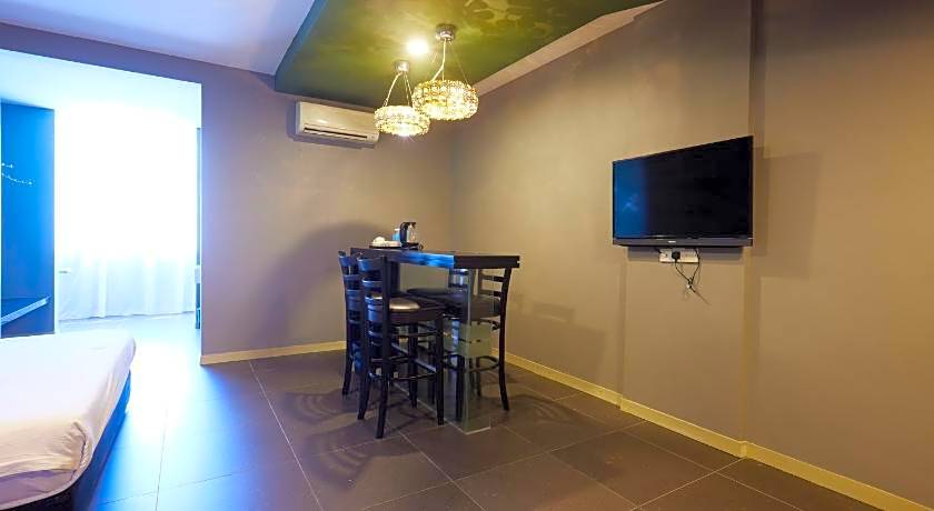 B&S Boutique Hotel