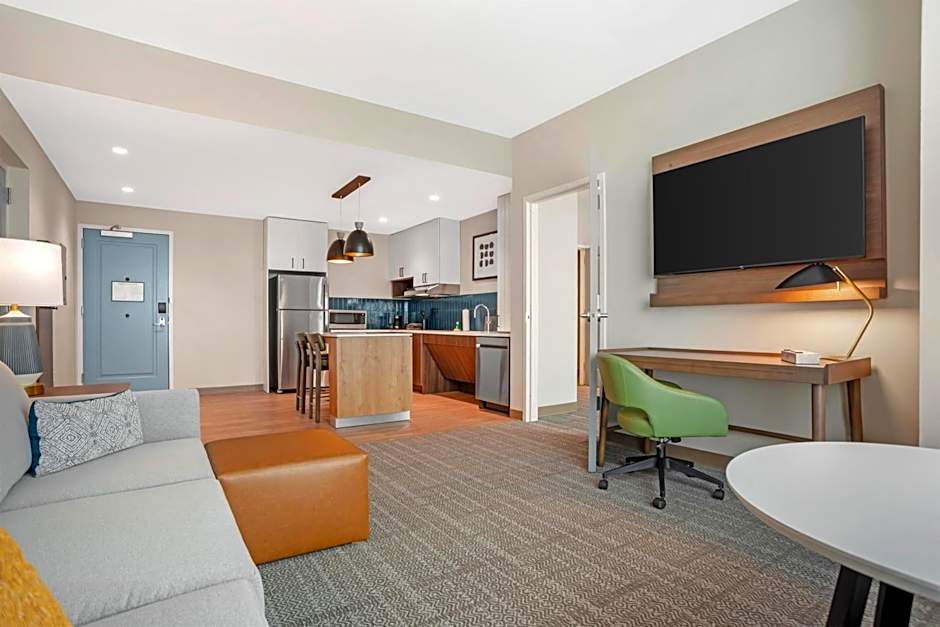 Drury Inn & Suites Destin Miramar Beach