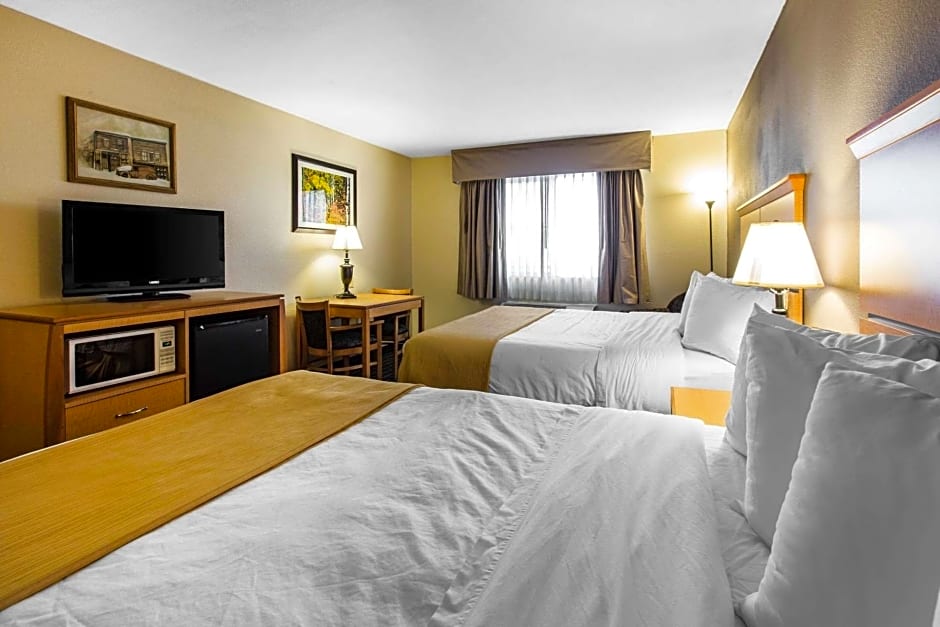 Quality Inn and Suites Summit County