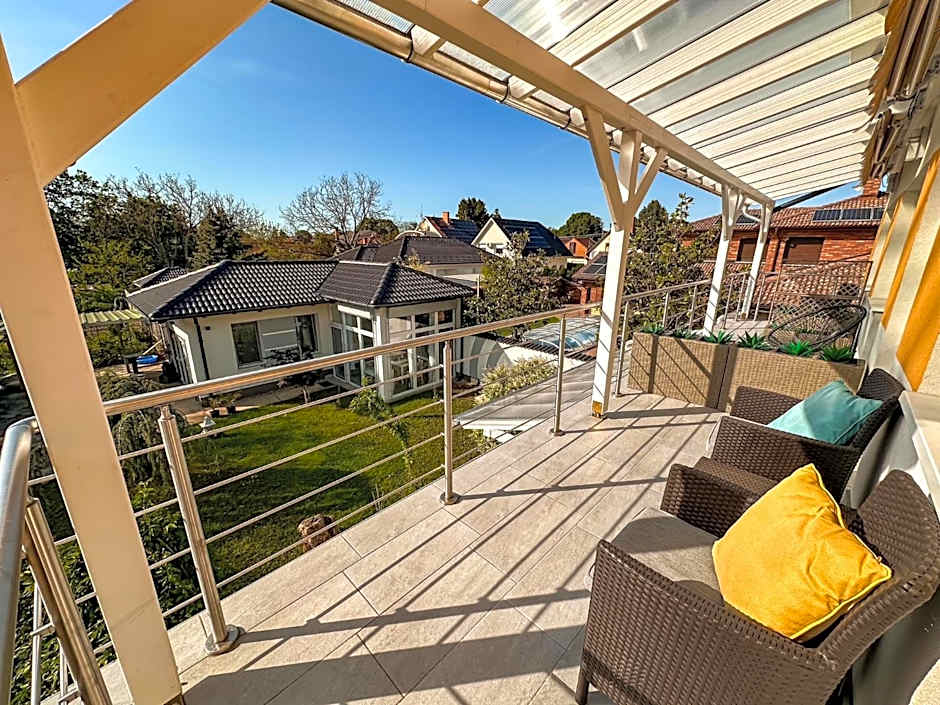 Zen House ADULT ONLY 16plus