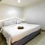 Bed By Boat Hotel & Apartment
