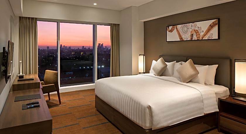 Oakwood Hotel & Residence Surabaya