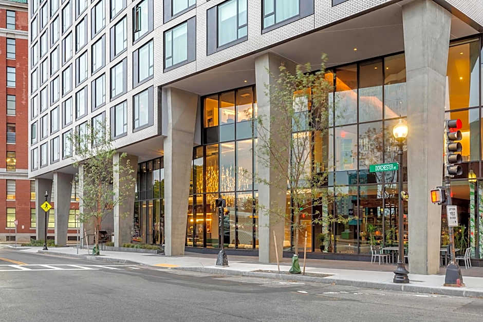 Cambria Hotel Boston Downtown-Seaport