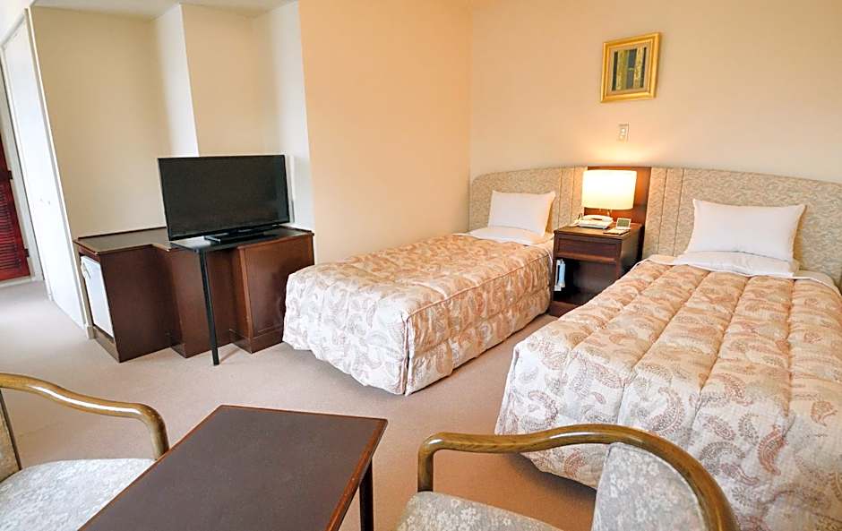 Sanda Summit Hotel