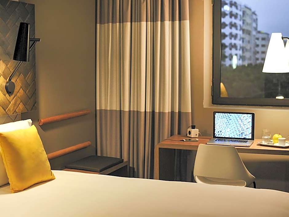 Ibis Casa Voyageurs