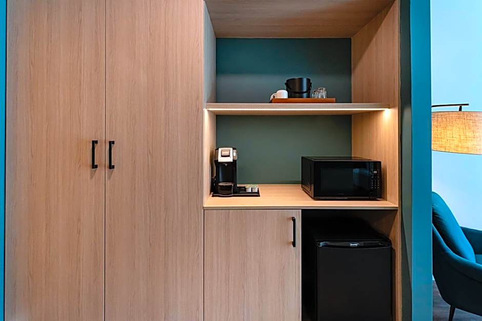 Sun & Ski Inn and Suites