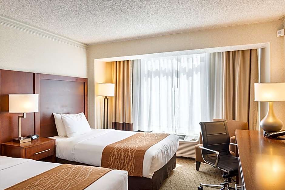 Comfort Inn By The Bay