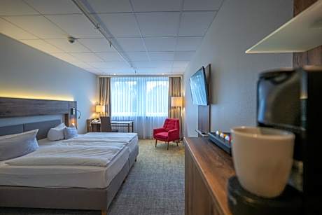 Business Double Room with Garden View