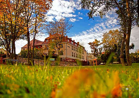 Hotel i Restauracja "Pod Orłem"