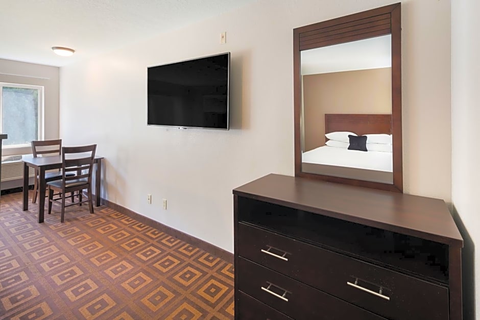 Quality Inn & Suites Kennewick Tri-Cities