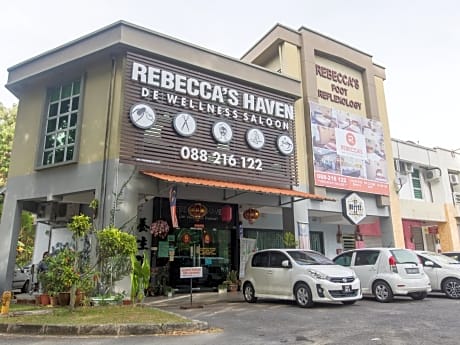 SPOT ON 89858 Rebecca's Homes