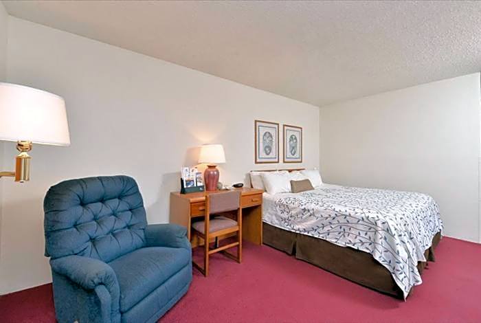 Americas Best Value Inn and Suites International Falls