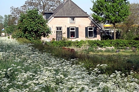 Bed and Garden Alde Coninckshof