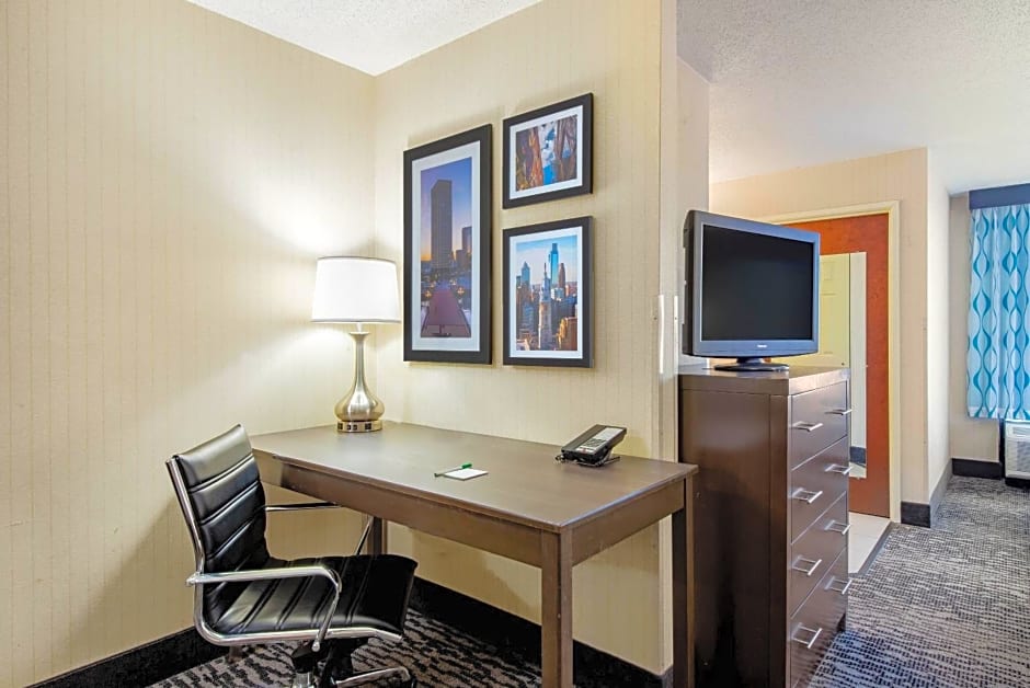 La Quinta Inn & Suites by Wyndham Newark - Elkton