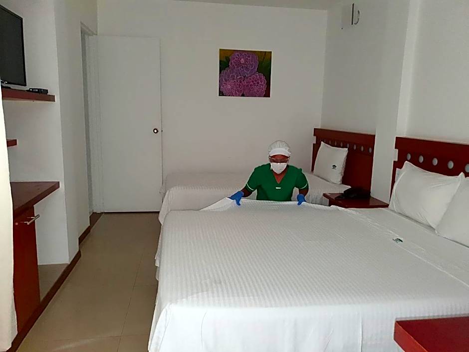 Hotel Imbanaco