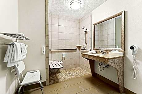 King Room - Non-Smoking