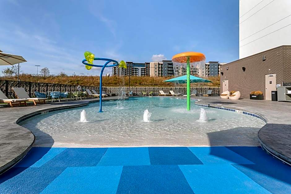 Cambria Hotel Pigeon Forge