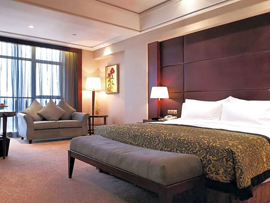 Wyndham Grand Plaza Royale Ningbo