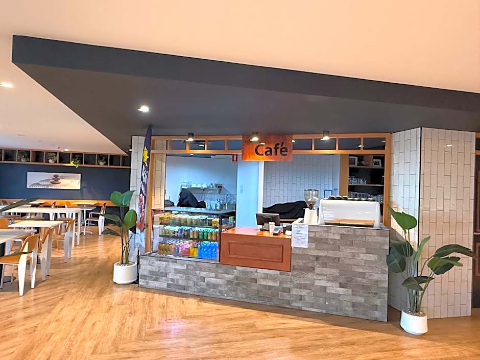 Woodroffe Hotel