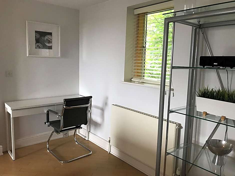 Roomspace Serviced Apartments - The Courtyard