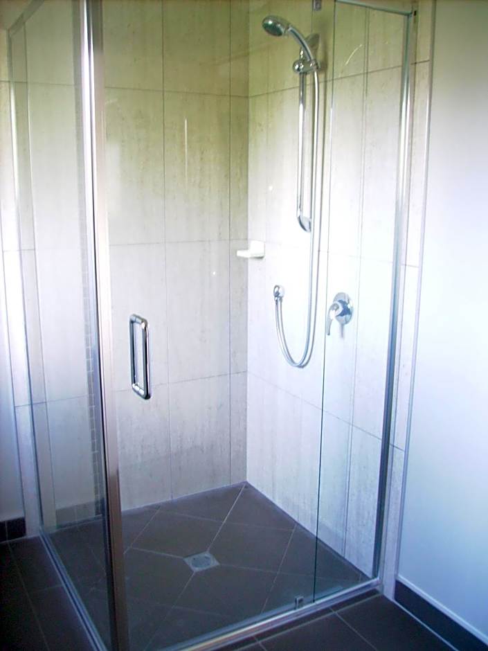 Albert Court Motor Lodge