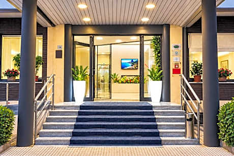 Hotel Touring