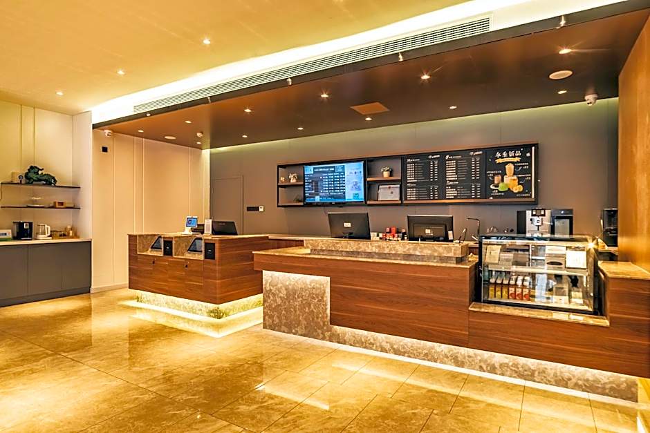 Hanting Hotel Qingdao Zhanqiao Railway Station East Plaza