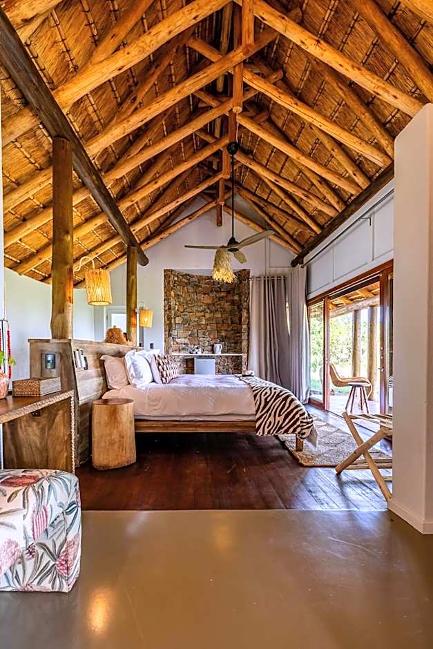 Buffalo Ridge Safari Lodge