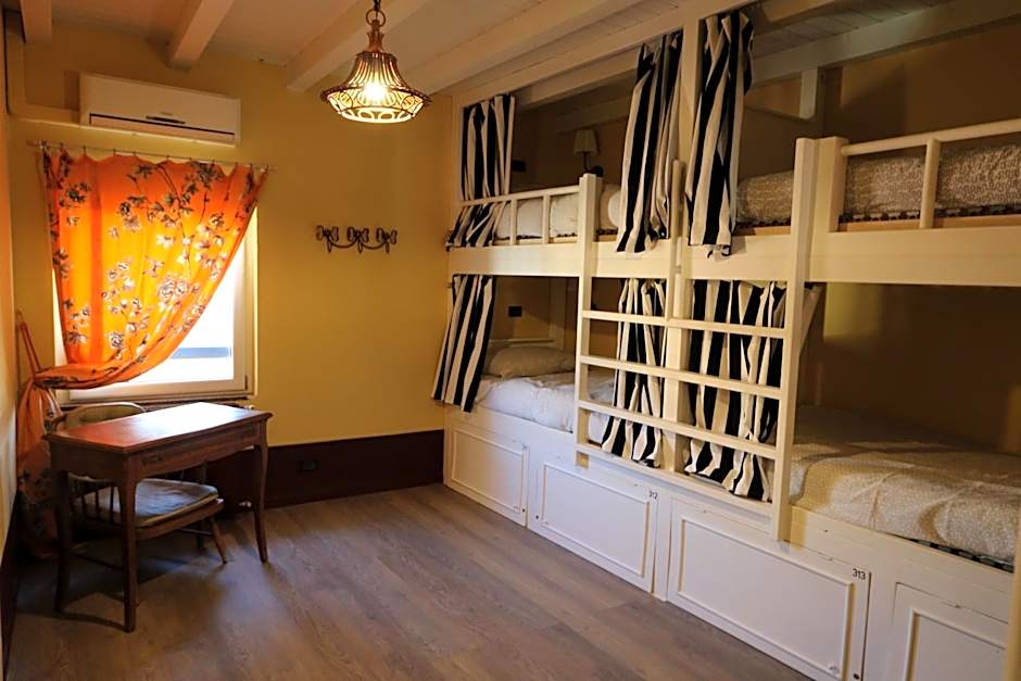 Grand Hostel Coconut