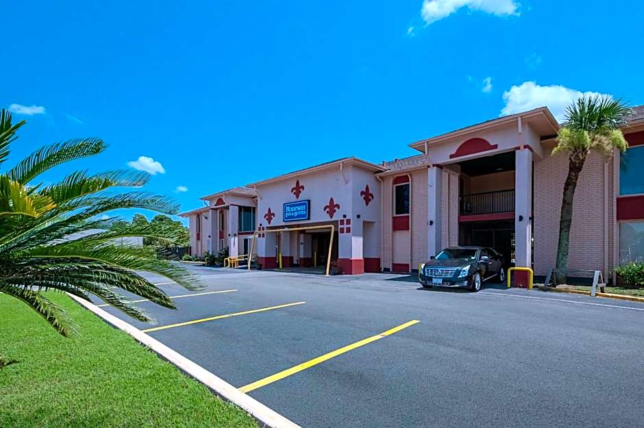 Rodeway Inn & Suites East
