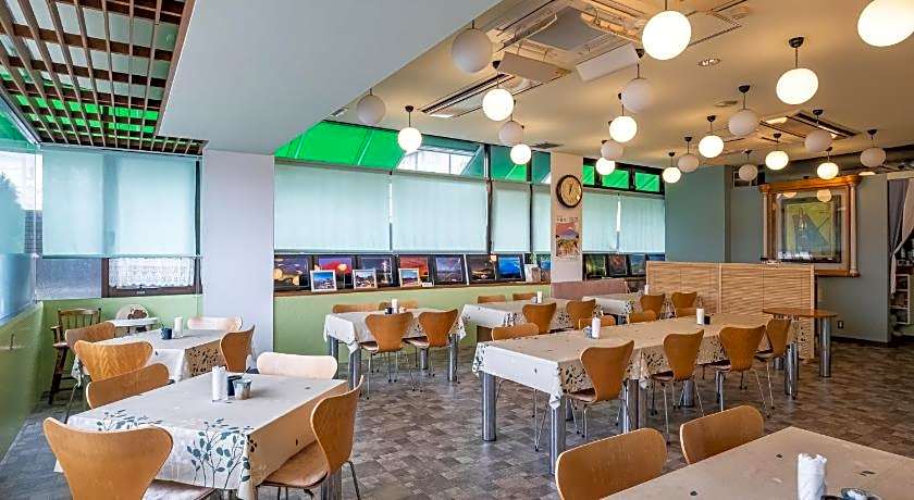 Kawaguchiko Station Inn