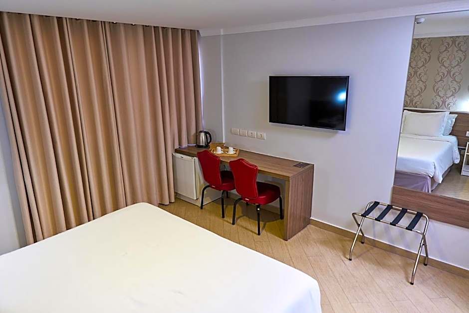 Foz Plaza Hotel