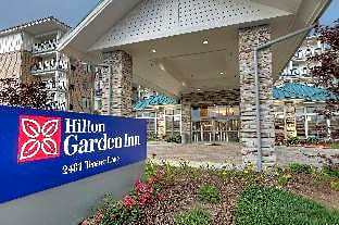 1 King Deluxe Hearing Accessible Balcony