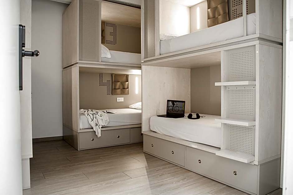 room00 Salvador Hostel