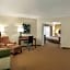 Country Inn & Suites by Radisson, Ames, IA